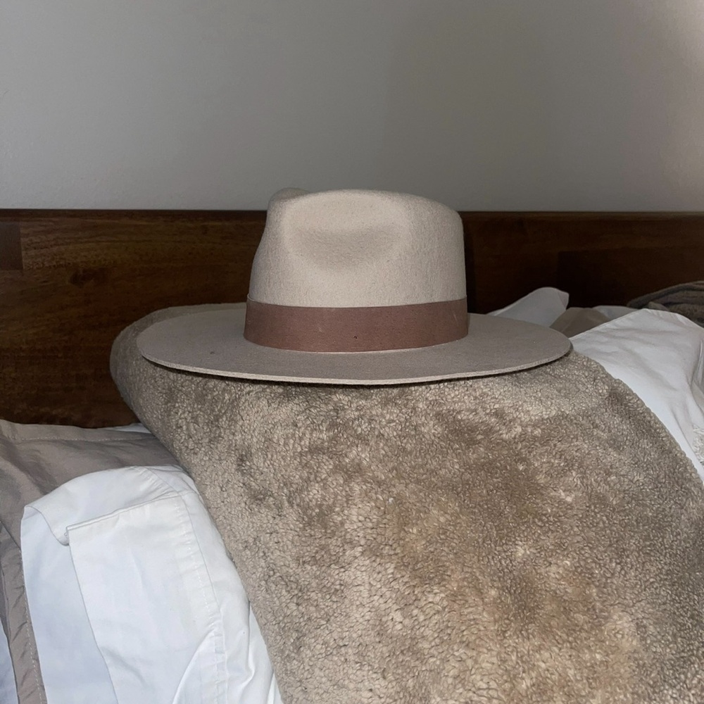 GIGI PIP Miller Hat.